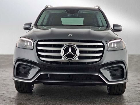 New 2026 Mercedes-Benz GLS 450 4MATIC image 8