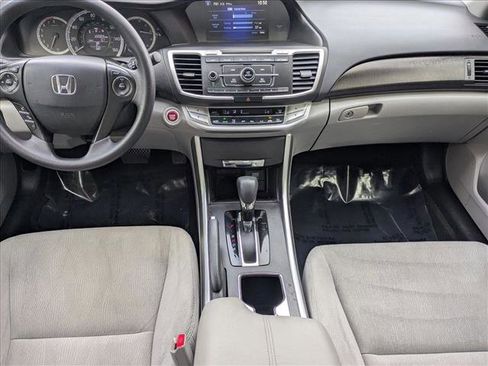 Used 2015 Honda Accord EX image 16