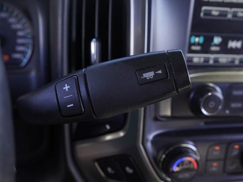 Used 2018 Chevrolet Silverado 1500 LT w/ All Star Edition image 19