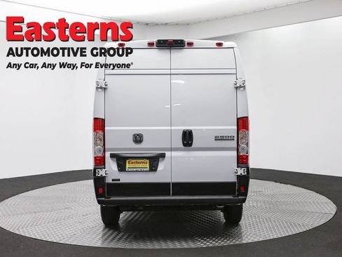 Used 2023 RAM ProMaster 2500 w/ Convenience Group FWD image 6