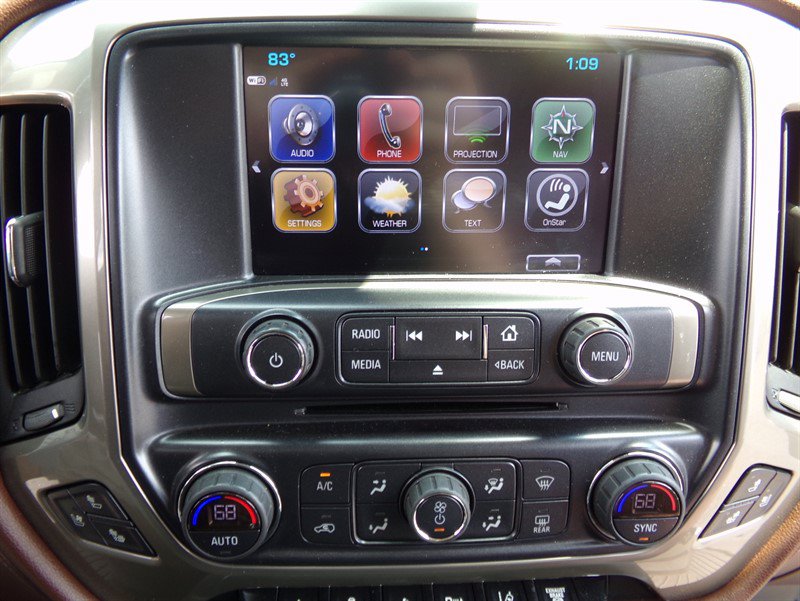 Used 2019 Chevrolet Silverado 2500 High Country w/ Duramax Plus Package AWD/4WD image 31