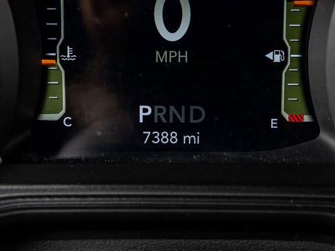Used 2025 Jeep Gladiator Sport AWD/4WD image 20