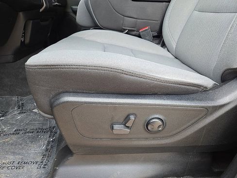 Used 2022 RAM 1500 Big Horn RWD image 22