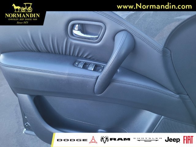 Used 2024 Nissan Armada SV RWD image 14