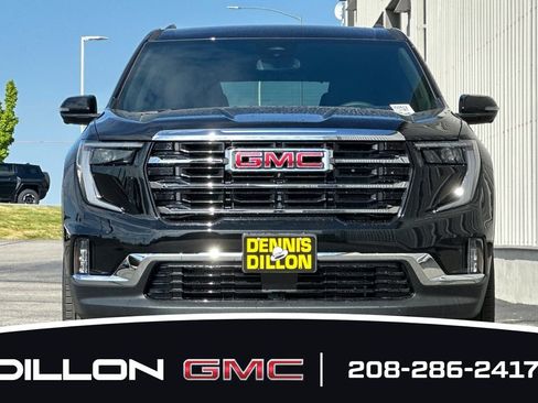 Used 2025 GMC Acadia Elevation w/ Elevation Premium Package FWD image 9