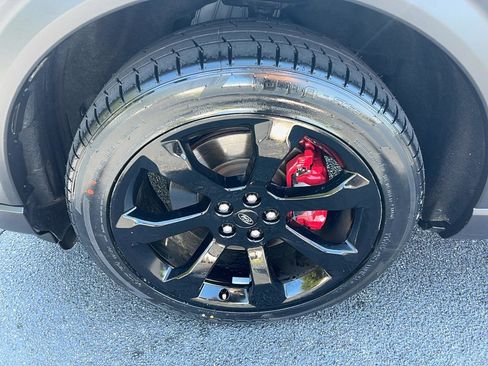 Used 2020 Ford Explorer ST w/ ST High-Performance Pack image 9