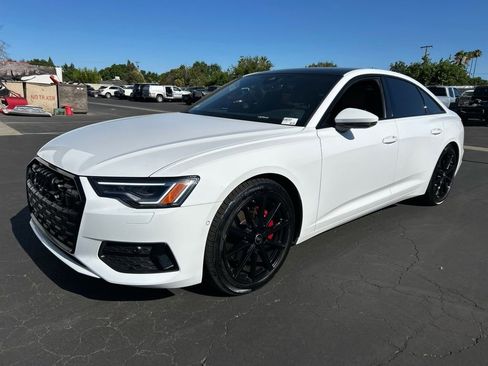 Used 2025 Audi A6 Premium Plus w/ Premium Plus Package AWD/4WD image 3