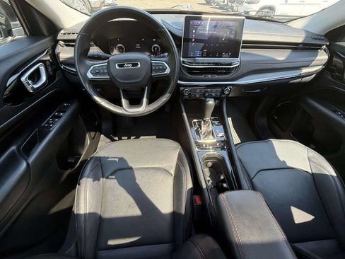Used 2022 Jeep Compass Trailhawk w/ Trailhawk Elite Group AWD/4WD image 8