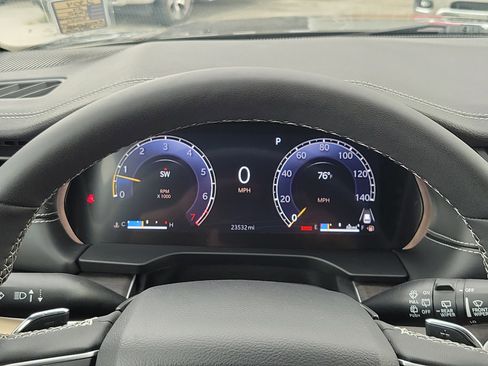 Used 2024 Jeep Grand Cherokee Limited w/ Trailer Tow Package AWD/4WD image 21