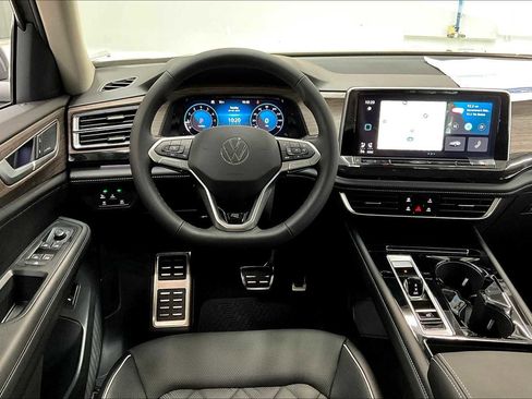 New 2026 Volkswagen Atlas SEL Premium R-Line image 15