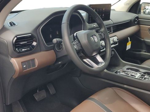 New 2026 Honda Pilot image 8
