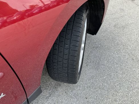 Used 2019 Chevrolet Equinox Premier image 11