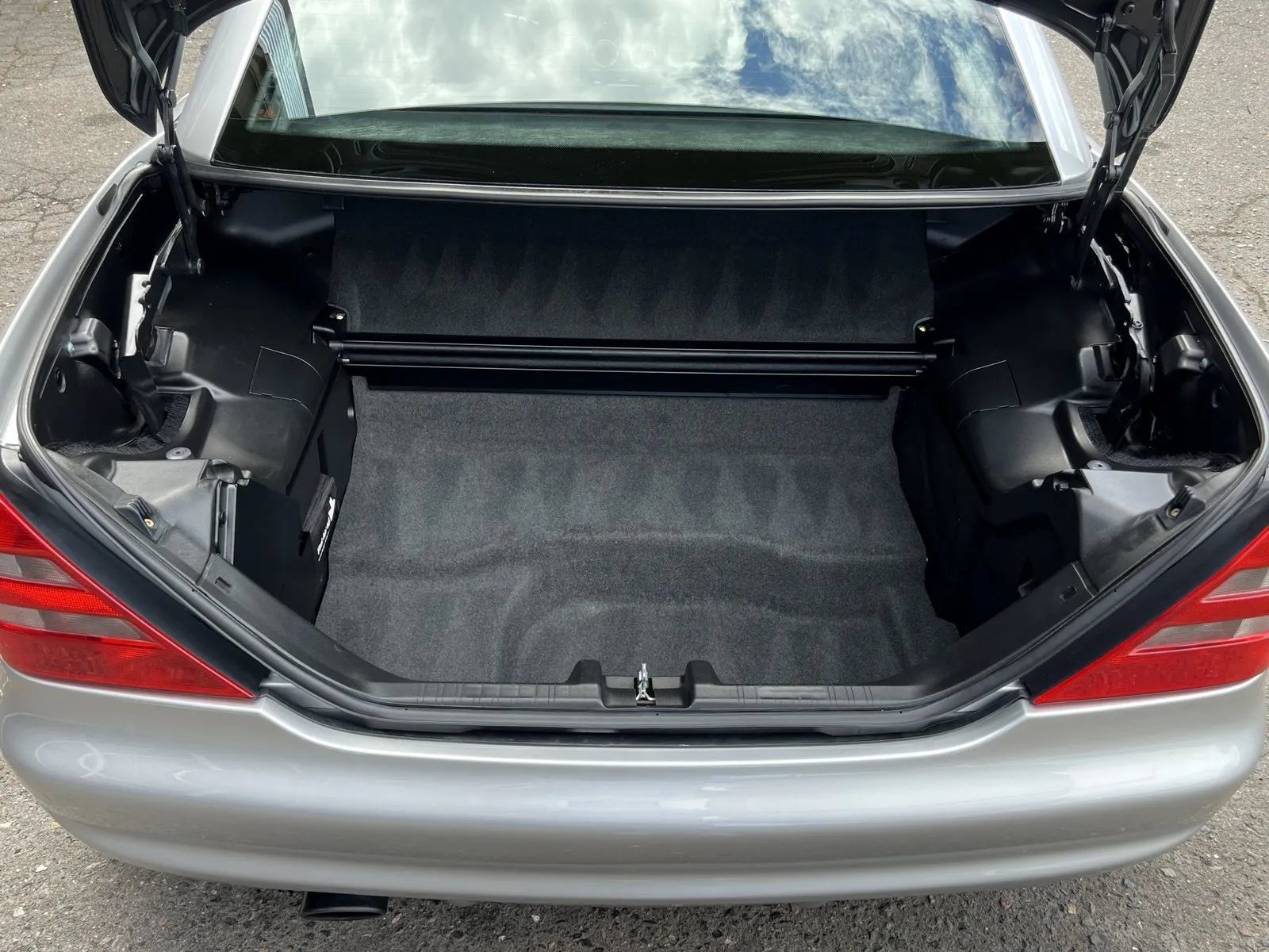 Used 1999 Mercedes-Benz SLK 230 image 5