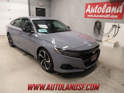 Used 2022 Honda Accord Sport image 1