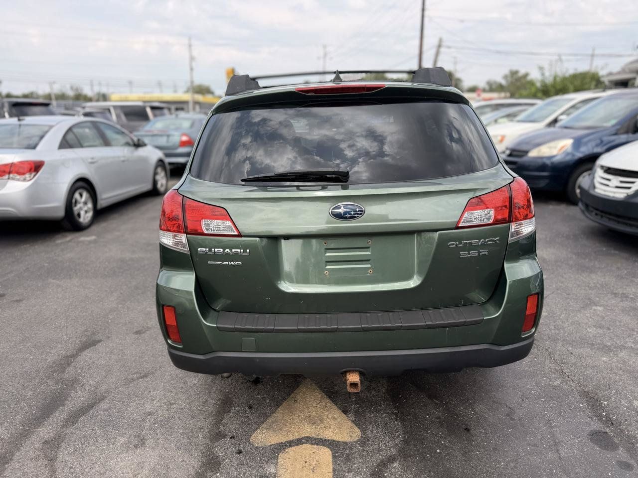 Used 2012 Subaru Outback 3.6R Limited AWD/4WD image 10