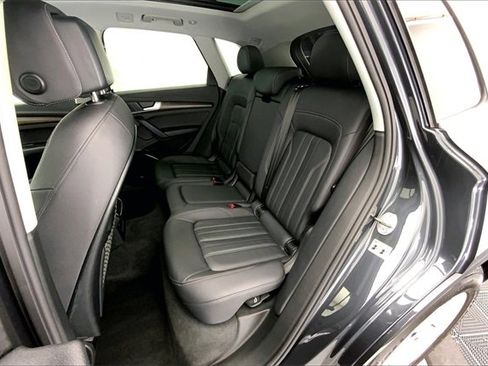 Certified 2023 Audi Q5 2.0T Premium w/ Convenience Package image 26