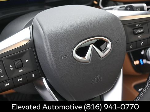 Certified 2026 INFINITI QX60 Autograph w/ Dark Cargo Package AWD/4WD image 13