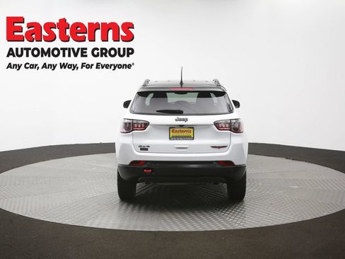 Used 2024 Jeep Compass Trailhawk AWD/4WD image 37