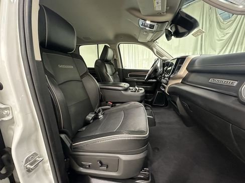 Used 2024 RAM 2500 Laramie w/ Safety Group AWD/4WD image 15