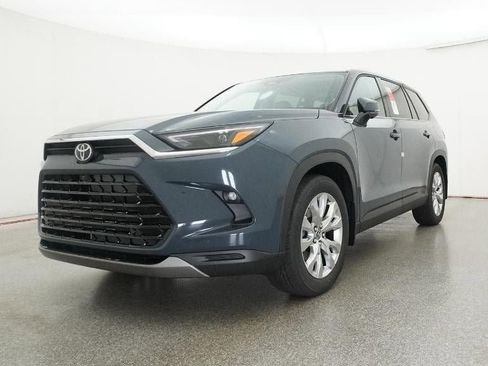 New 2026 Toyota Grand Highlander Limited image 32