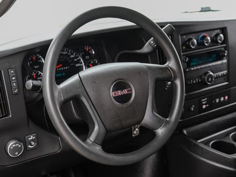 Used 2022 GMC Savana 2500 RWD image 11