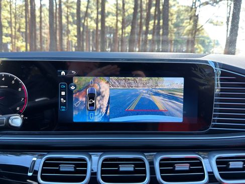 New 2026 Mercedes-Benz GLE 53 AMG 4MATIC image 4