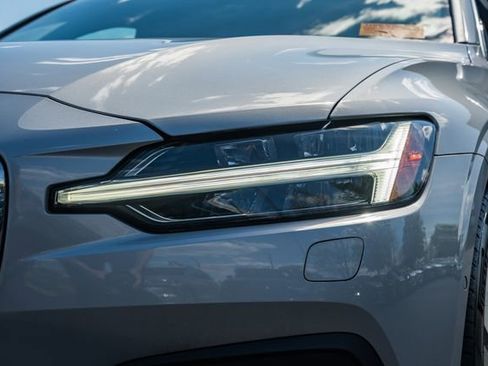 Certified 2023 Volvo S60 B5 Ultimate image 13