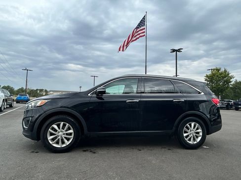 Used 2016 Kia Sorento LX FWD image 10