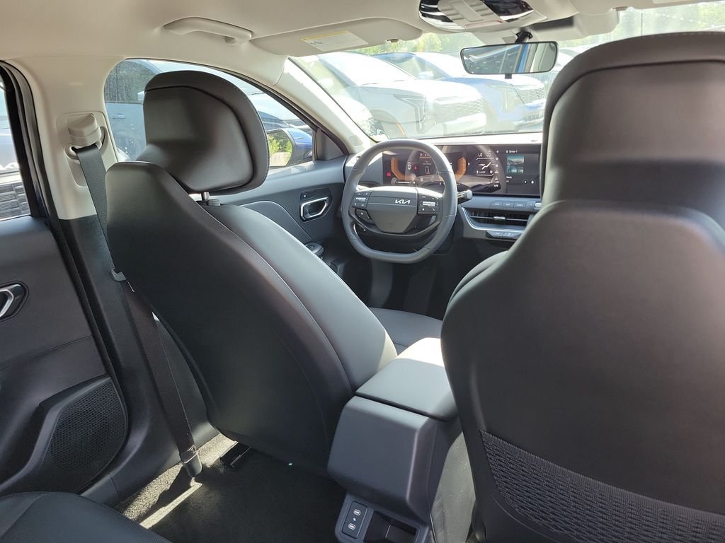 New 2026 Kia K4 EX FWD image 13