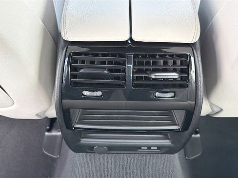 Used 2021 BMW 540i w/ Premium Package image 20