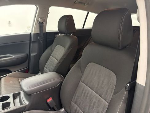 Used 2021 Kia Sportage LX FWD image 16
