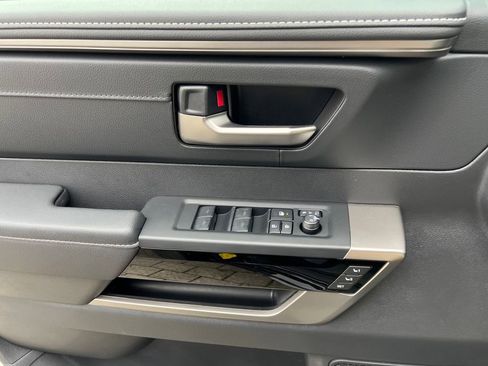 New 2026 Toyota Tundra Limited AWD/4WD image 17