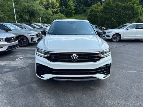 Used 2022 Volkswagen Tiguan SE R-Line AWD/4WD image 8