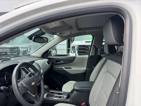 Used 2019 Chevrolet Equinox Premier FWD image 9