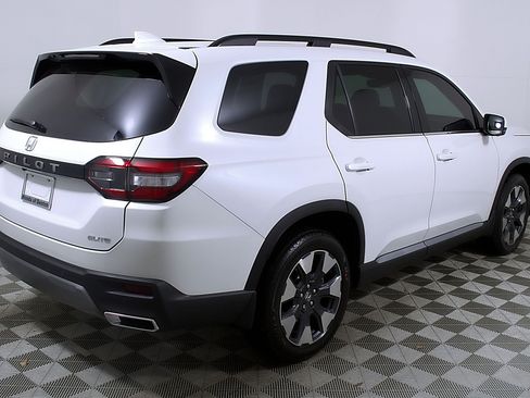 New 2026 Honda Pilot Elite image 7