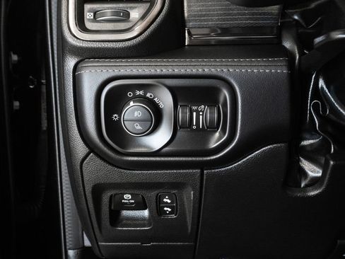 Used 2023 RAM 1500 Limited AWD/4WD image 19