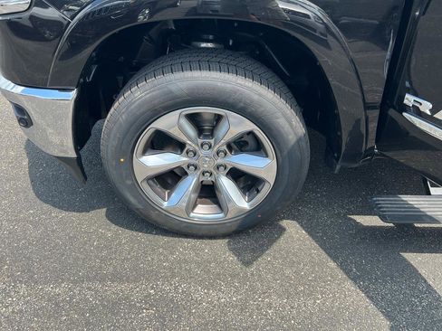 Used 2019 RAM 1500 Limited AWD/4WD image 33