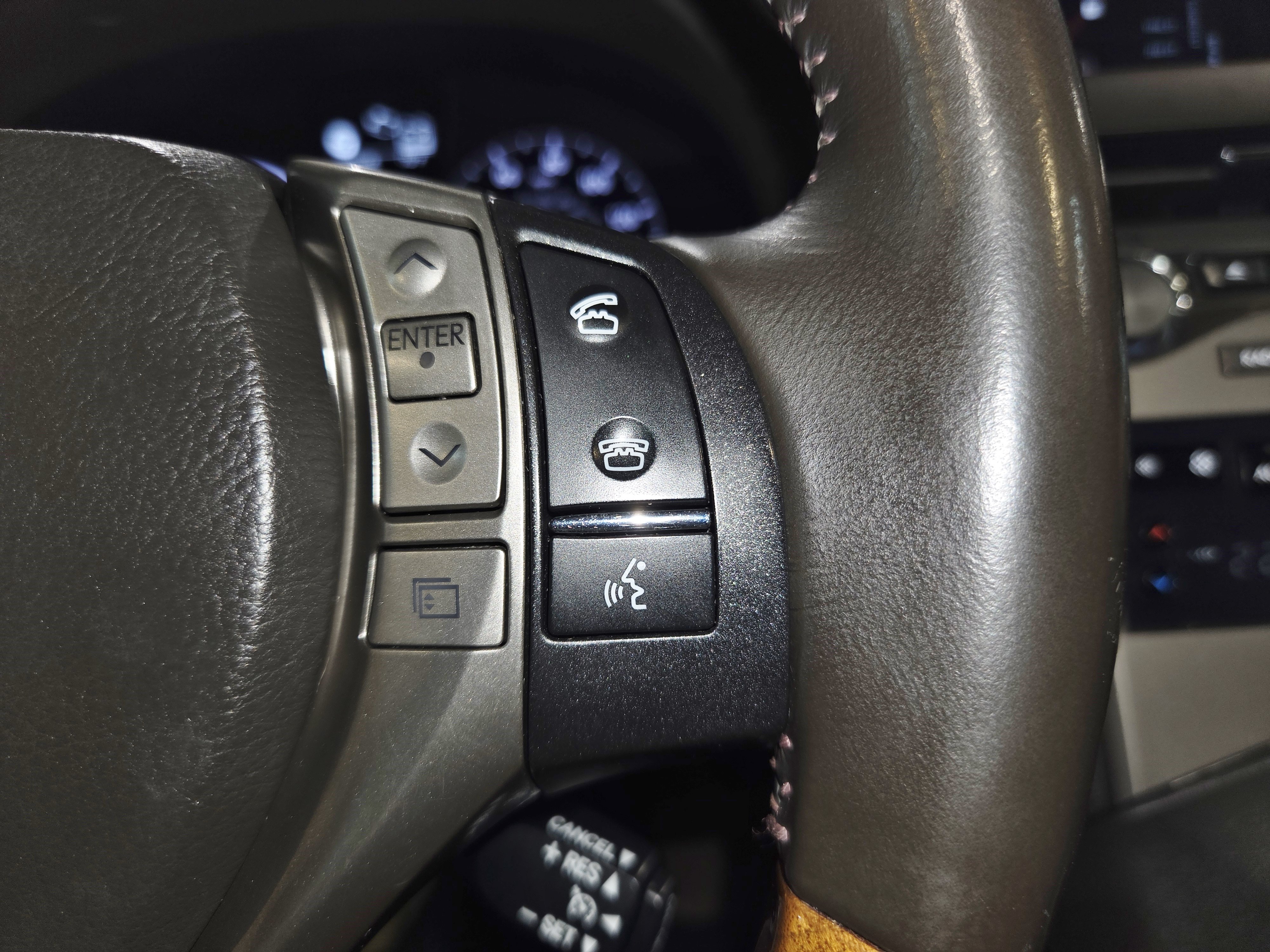 Used 2013 Lexus RX 450h FWD w/ Navigation Pkg image 45