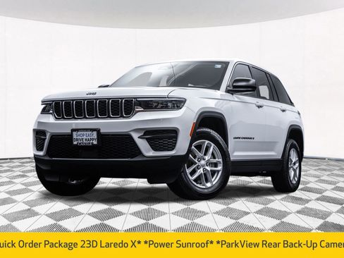 Used 2023 Jeep Grand Cherokee Laredo X image 2