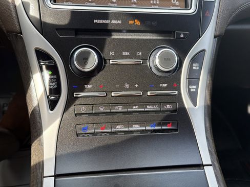 Used 2017 Lincoln MKX Reserve w/ Luxury Package image 14