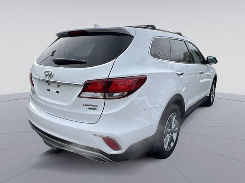 Used 2017 Hyundai Santa Fe Limited image 9