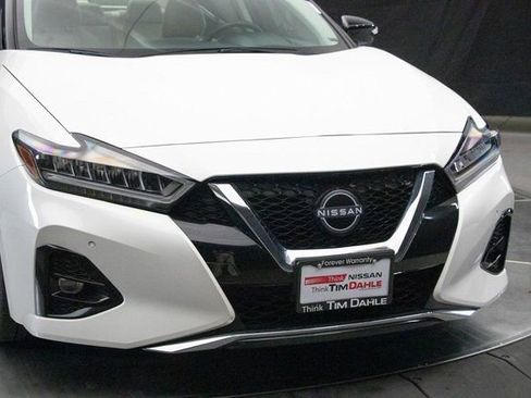 Used 2023 Nissan Maxima Platinum FWD image 3