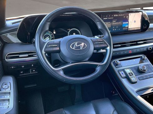 Used 2024 Hyundai Palisade Calligraphy image 8