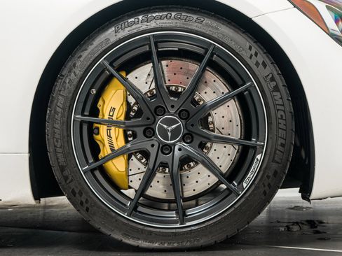 Used 2018 Mercedes-Benz AMG GT R image 43