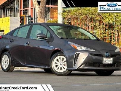 Used 2022 Toyota Prius LE