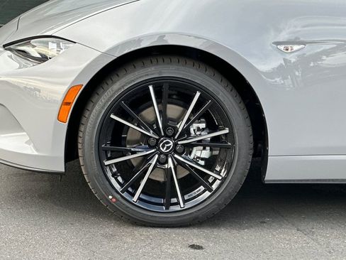 New 2025 MAZDA MX-5 Miata RF Grand Touring RWD image 25