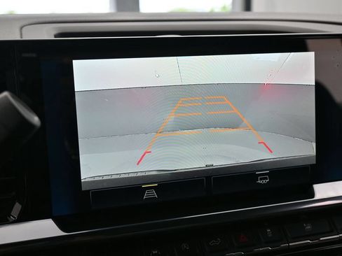 Used 2023 Chevrolet Silverado 1500 RST RWD image 18