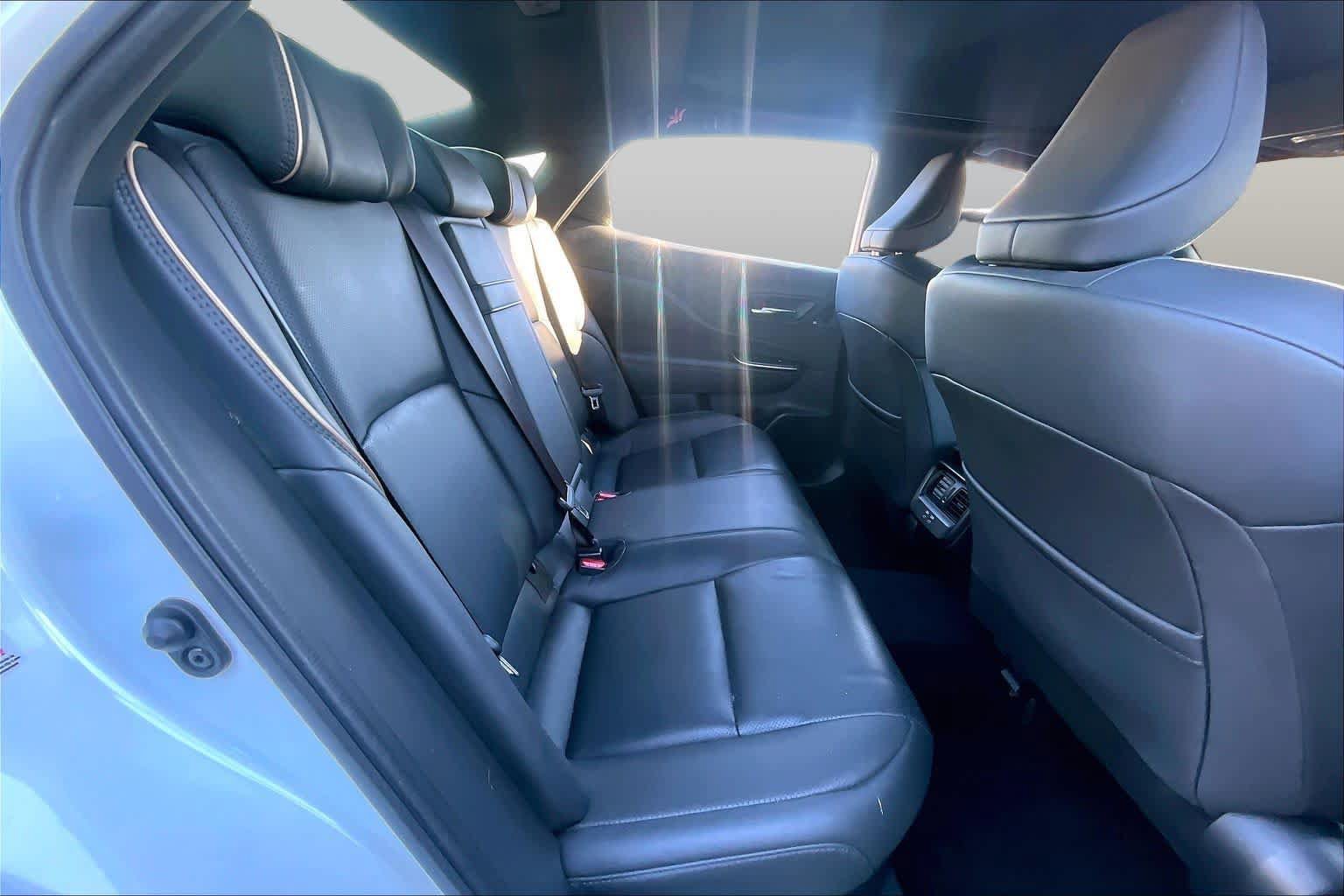 Used 2023 Toyota Crown AWD/4WD image 21