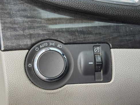 Used 2015 Buick Encore FWD image 22