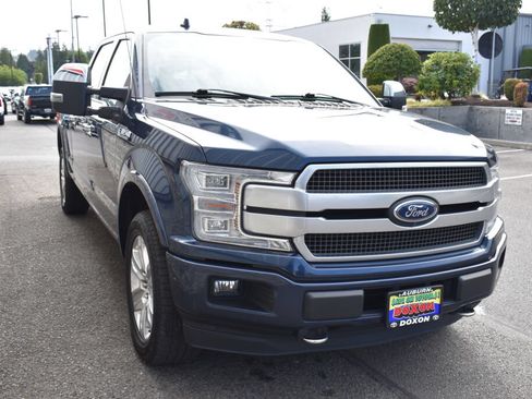 Used 2019 Ford F150 Platinum w/ Equipment Group 701A Luxury AWD/4WD image 3